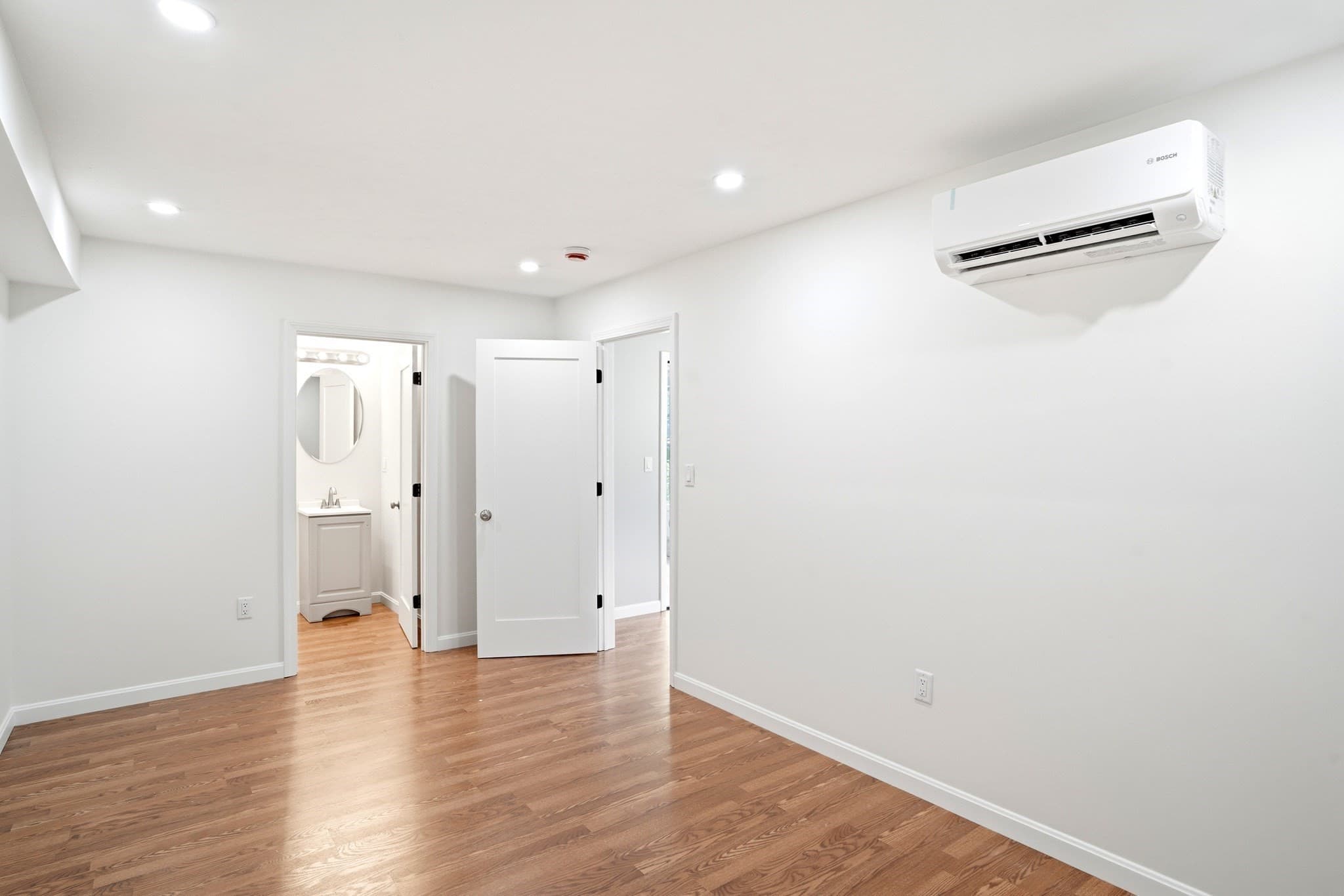 Condominium at 17 Crosby St # A, Webster MA 01570, photo 13 of 42