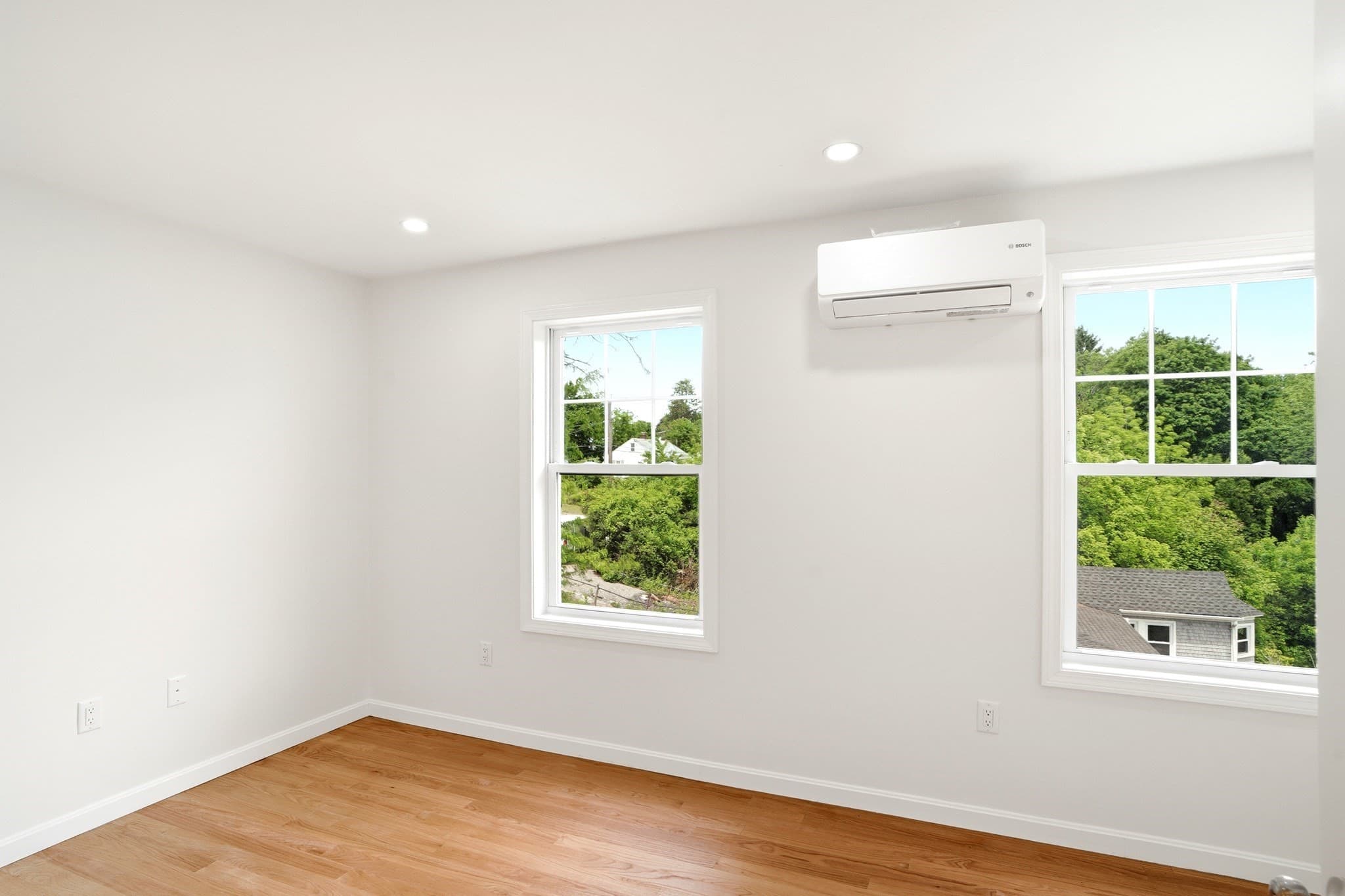 Condominium at 17 Crosby St # A, Webster MA 01570, photo 32 of 42