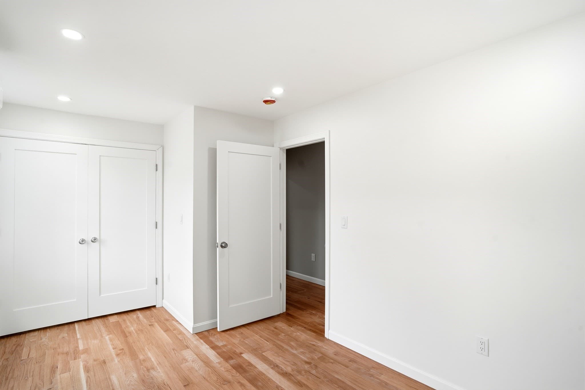 Condominium at 17 Crosby St # A, Webster MA 01570, photo 33 of 42