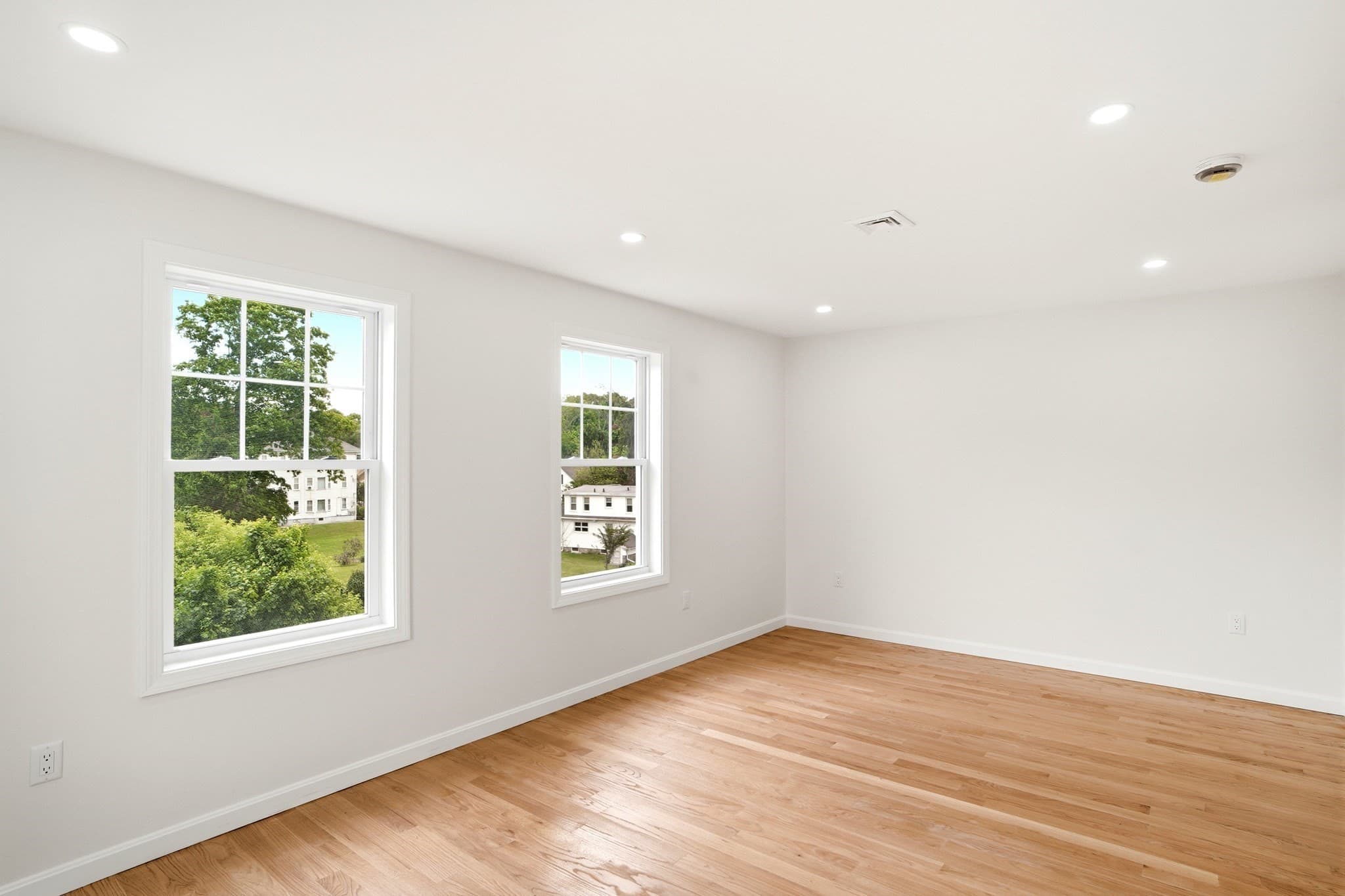 Condominium at 17 Crosby St # A, Webster MA 01570, photo 37 of 42