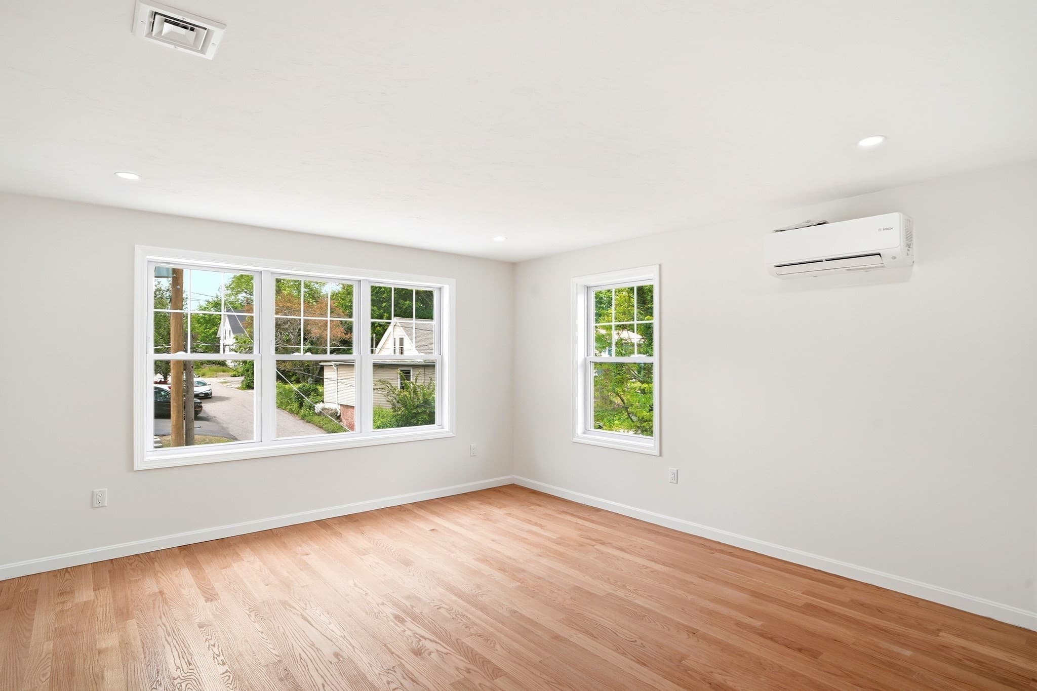 Condominium at 17 Crosby St # A, Webster MA 01570, photo 29 of 42