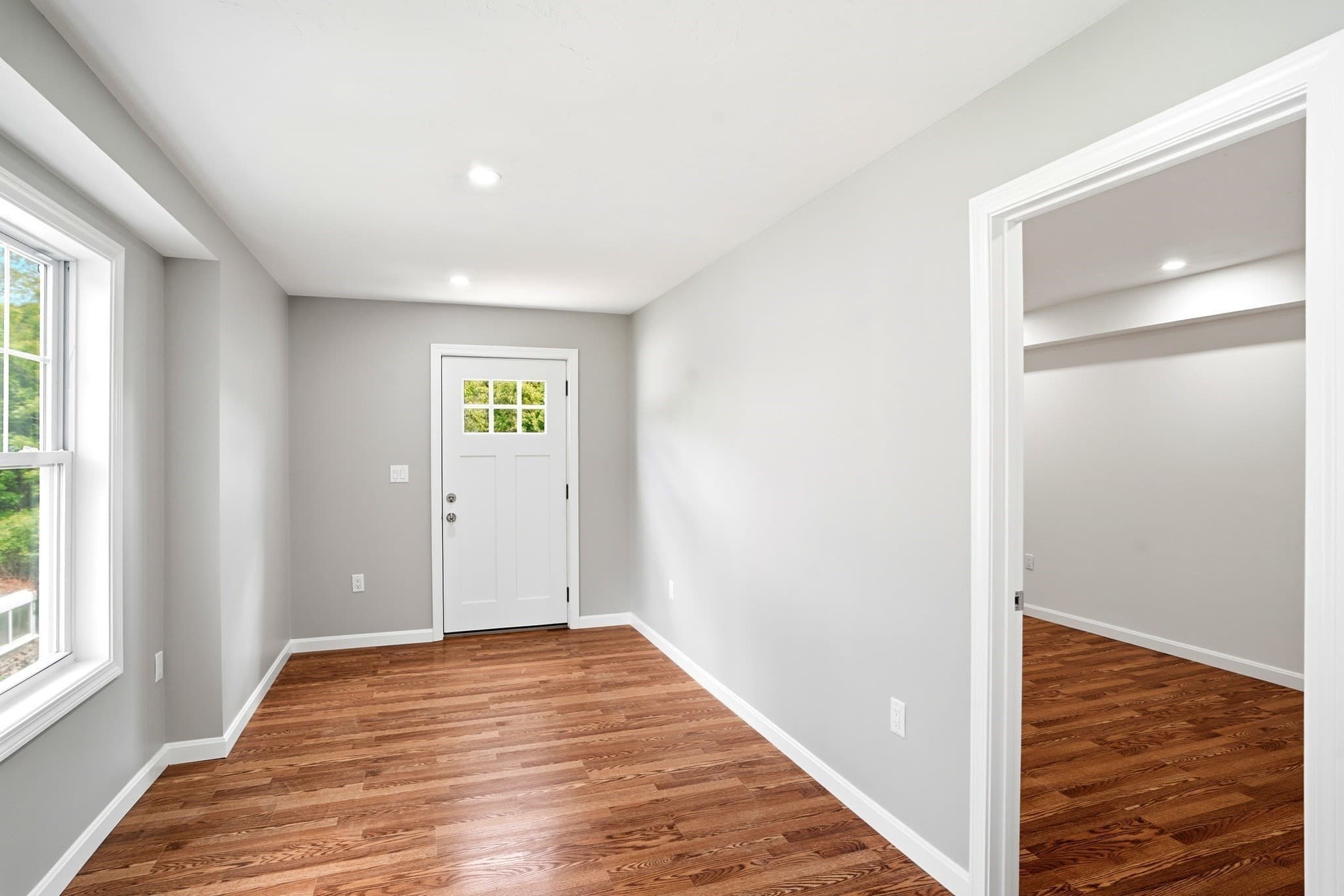 Condominium at 17 Crosby St # A, Webster MA 01570, photo 8 of 42