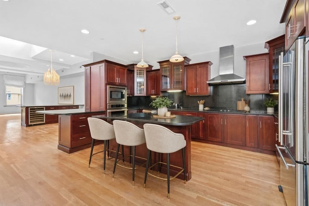 811 Boylston St, Boston MA 02116 photo 9