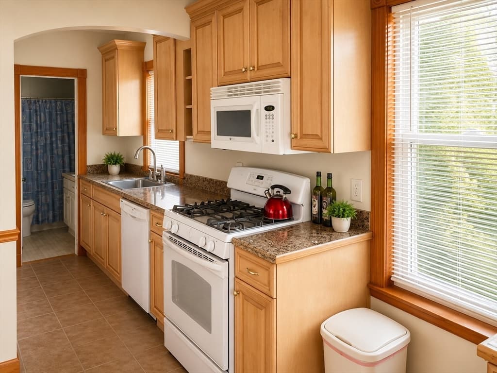 382 Main St, Dighton MA 02715 photo 10
