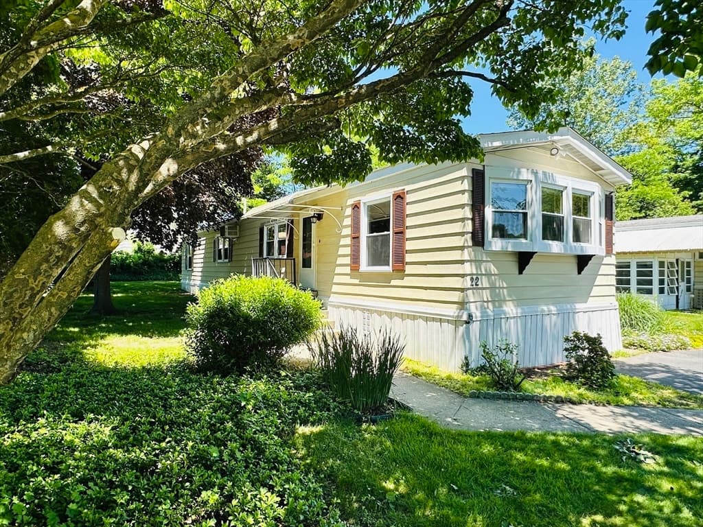 Mobile Home at 22 Contessa Dr., Springfield MA 01119, Springfield