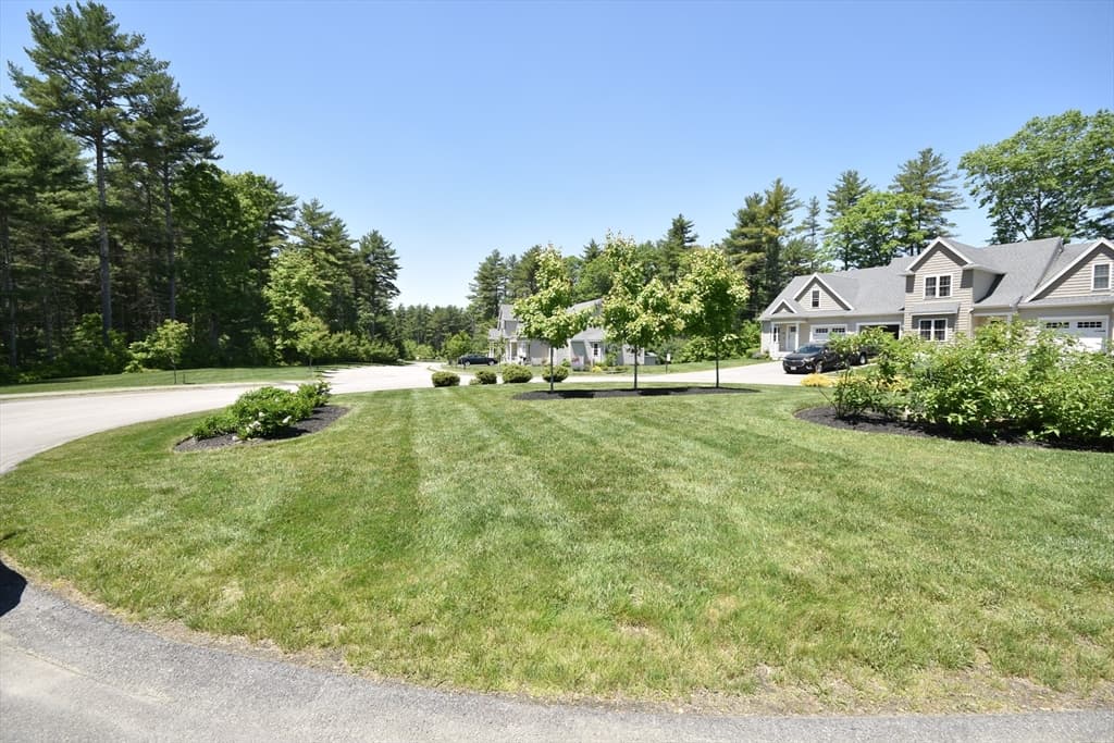 19 Santana Way # 19, Carver MA 02330 photo 3