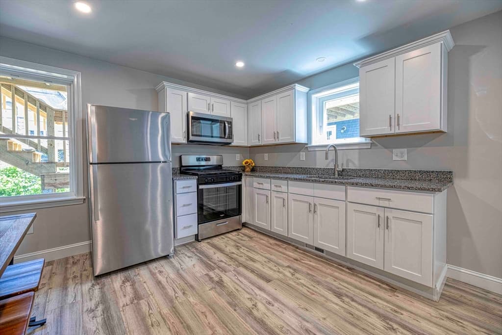 155 Mason St, Fall River MA 02723 photo 6