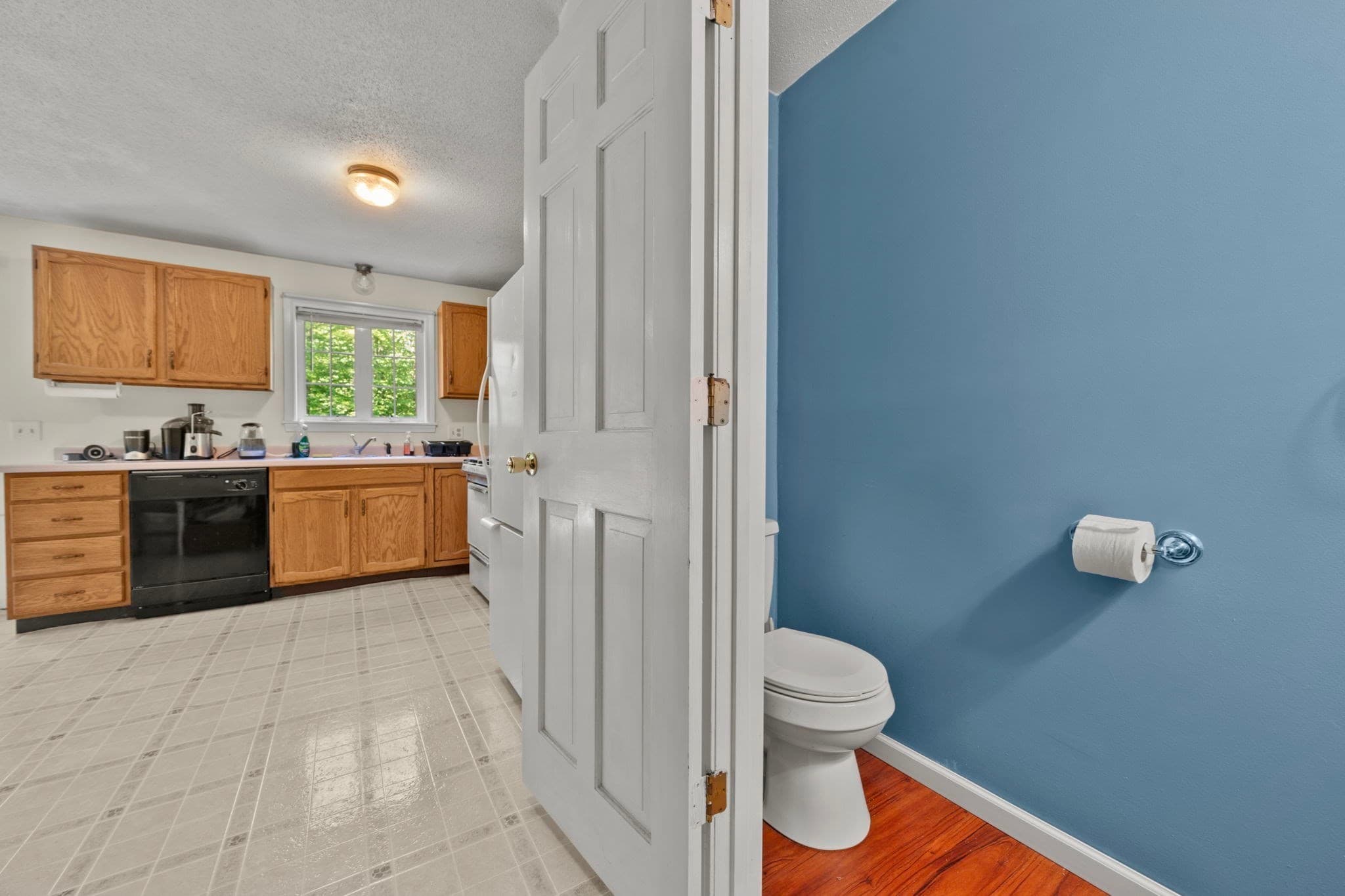 2 Family - 2 Units Side by Side at 577-579 Old Greenwich Plains Rd., Hardwick MA 01082, Hardwick, photo 9 of 28