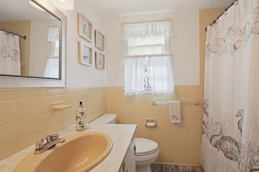 Single Family Residence at 10 Holiday Ln, Dennis MA 02639, photo 17 of 36