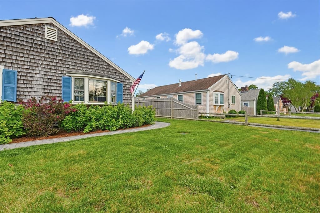 Single Family Residence at 10 Holiday Ln, Dennis MA 02639, photo 32 of 36