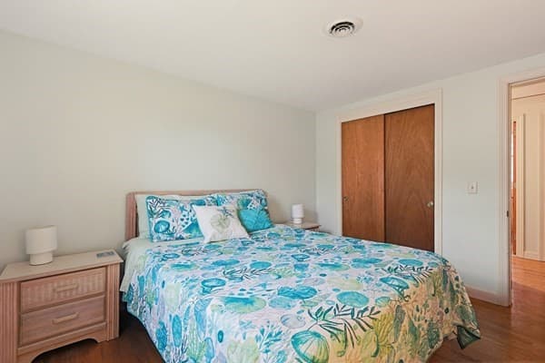 Single Family Residence at 10 Holiday Ln, Dennis MA 02639, photo 21 of 36