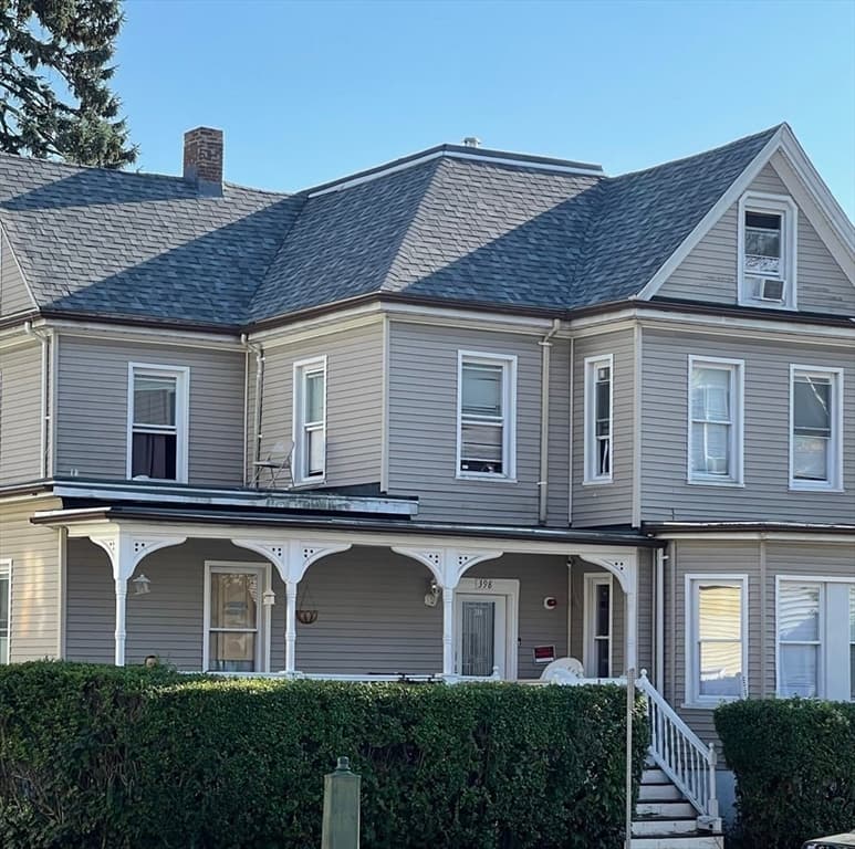 398 Union St, New Bedford MA 02740 photo 2