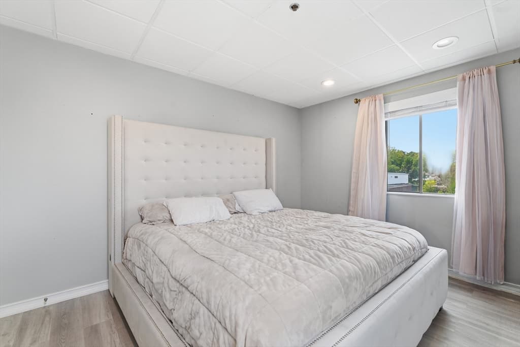 Condominium at 64 Foster St # 305, Peabody MA 01960, Peabody, photo 12 of 19