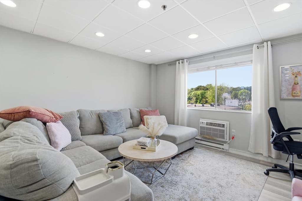 Condominium at 64 Foster St # 305, Peabody MA 01960, Peabody, photo 3 of 19