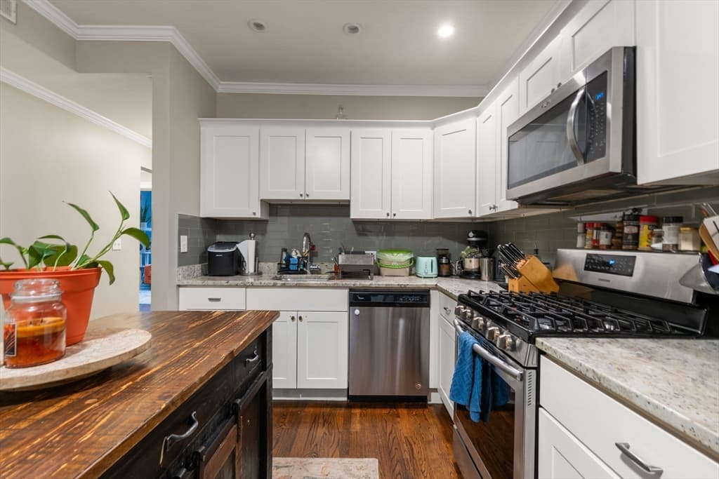 Condominium at 166 Boylston Street # 1, Boston MA 02130, photo 6 of 12
