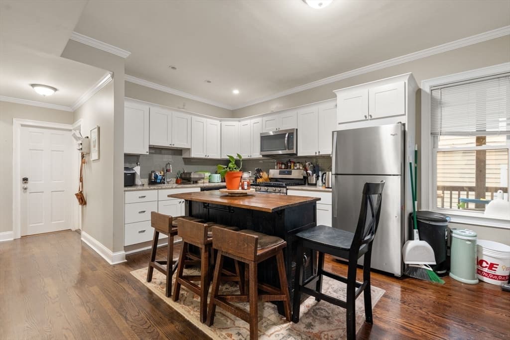 Condominium at 166 Boylston Street # 1, Boston MA 02130, photo 7 of 12