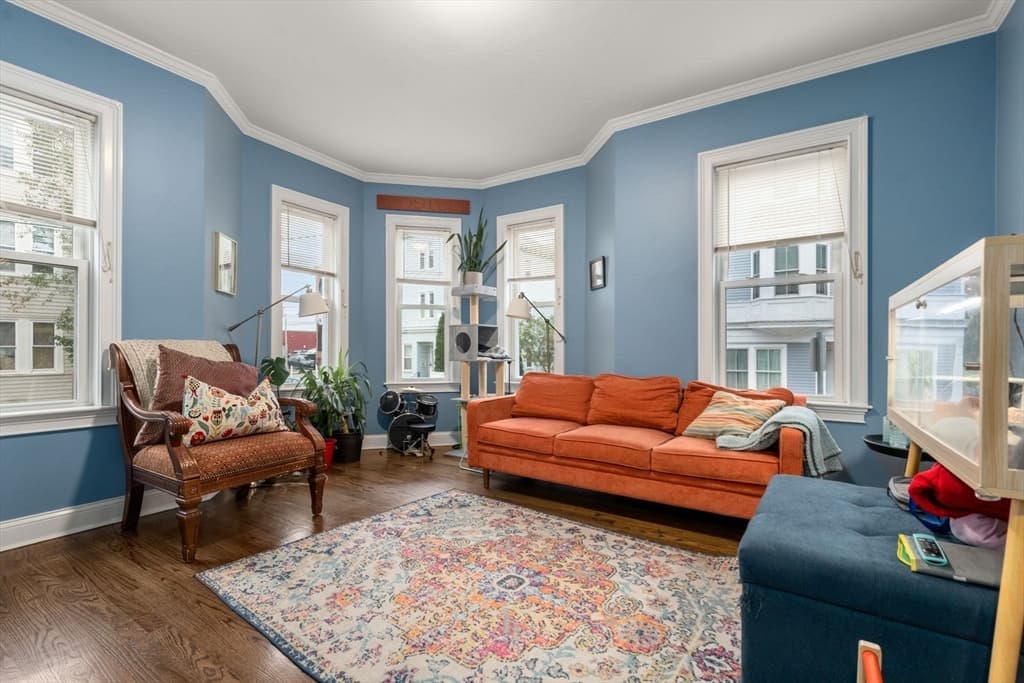 166 Boylston Street # 1, Boston MA 02130