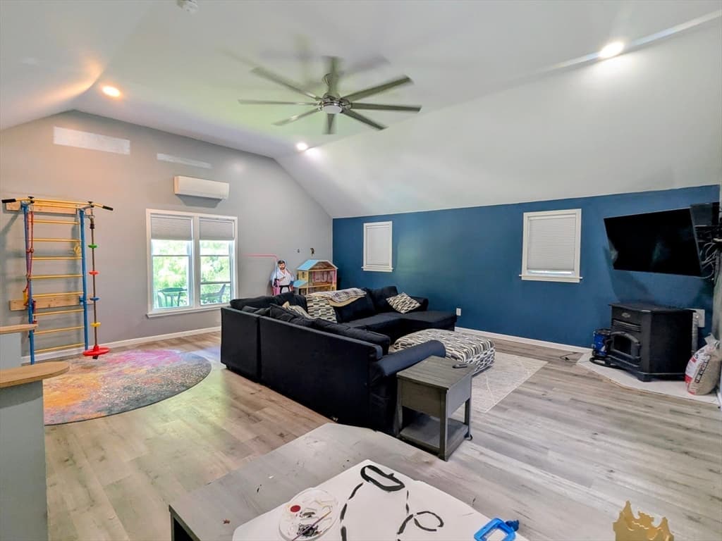 373 Hancock St, Abington MA 02351 photo 4