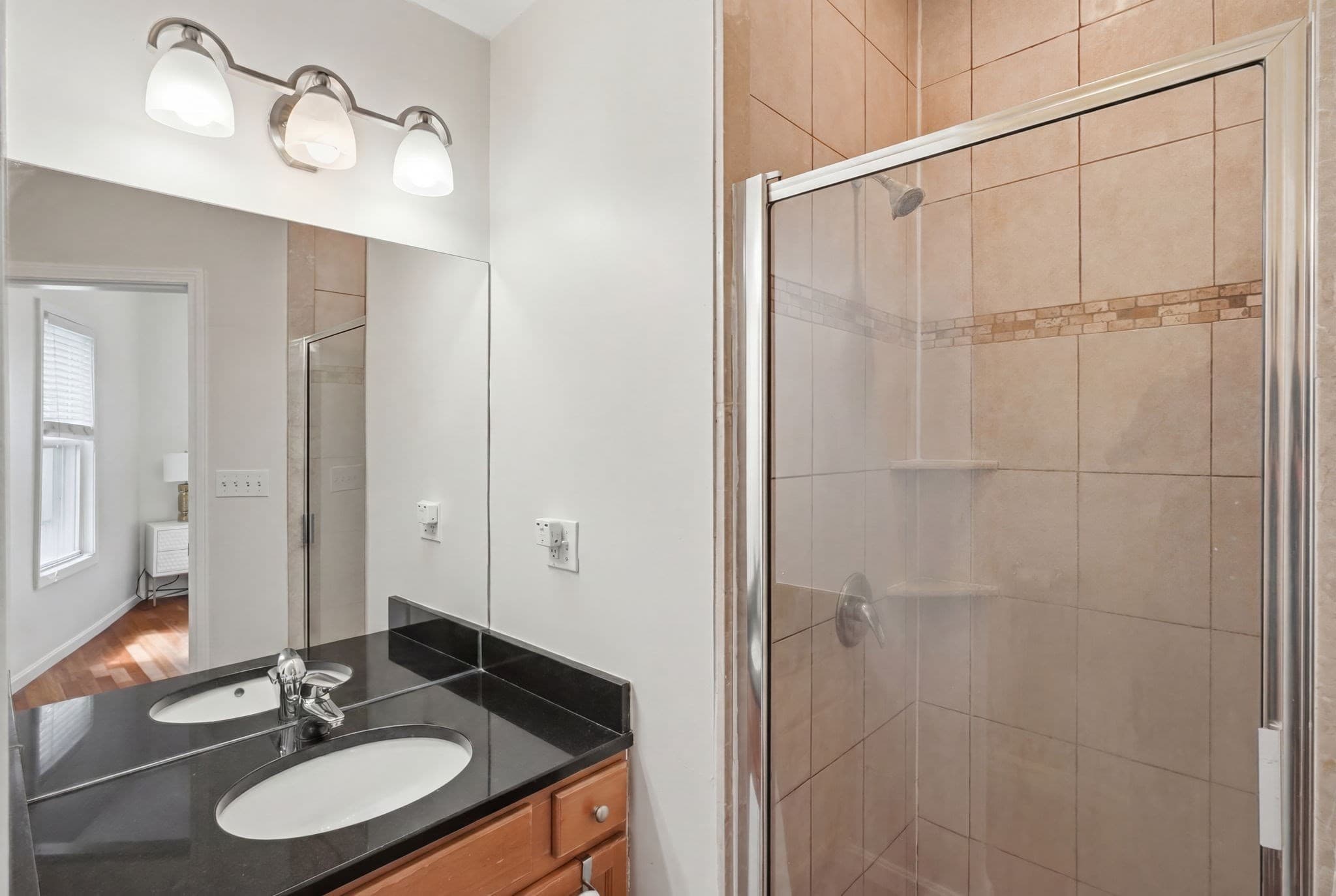 Condominium at 841 Saratoga St # 3, Boston MA 02128, Boston, photo 11 of 27