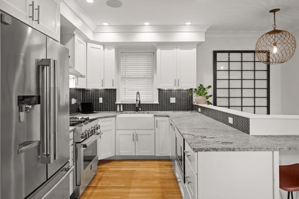 Condominium at 8 Manley St # 1, Boston MA 02122, photo 3 of 34