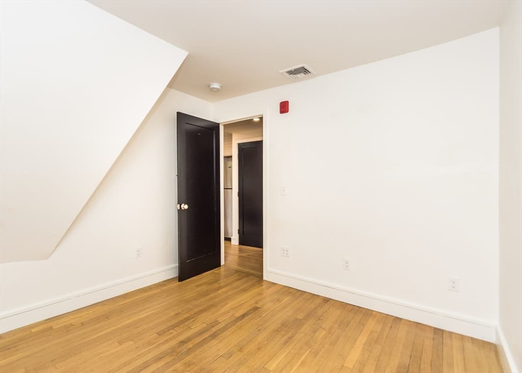 92 Brown Street # 5, Waltham MA 02453 photo 13
