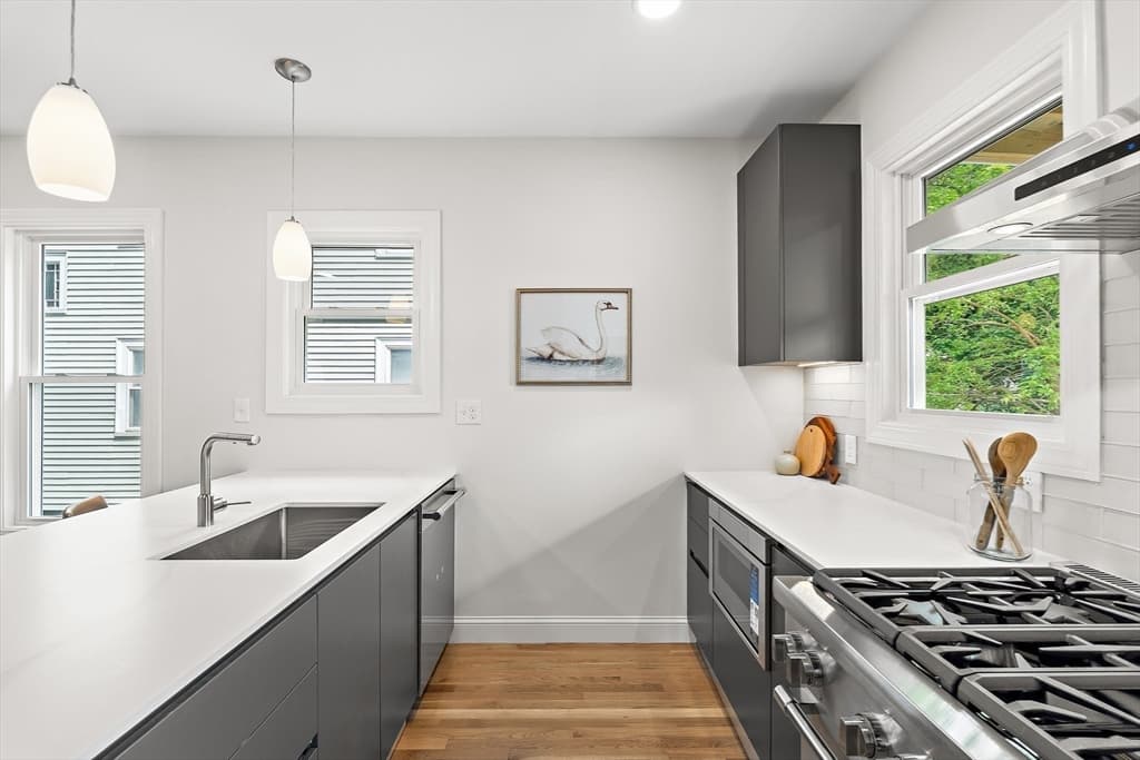 12 Foskett St # 1, Somerville MA 02144 photo 7