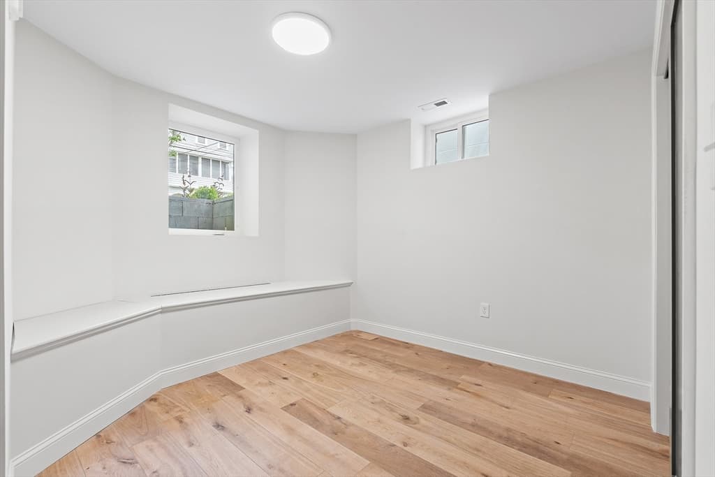 12 Foskett St # 1, Somerville MA 02144 photo 20