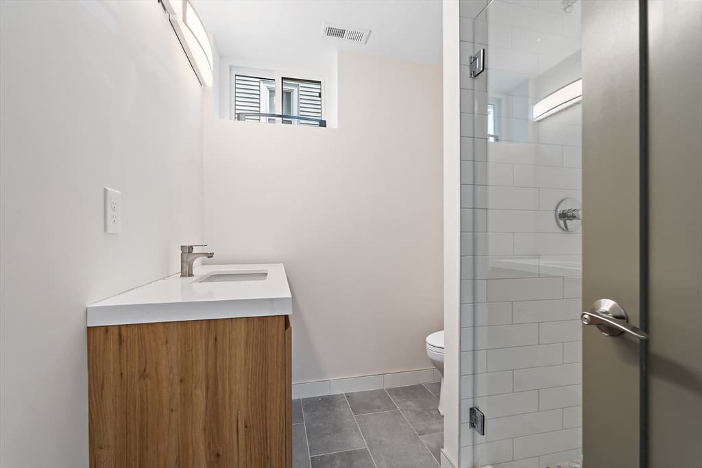 12 Foskett St # 1, Somerville MA 02144 photo 25