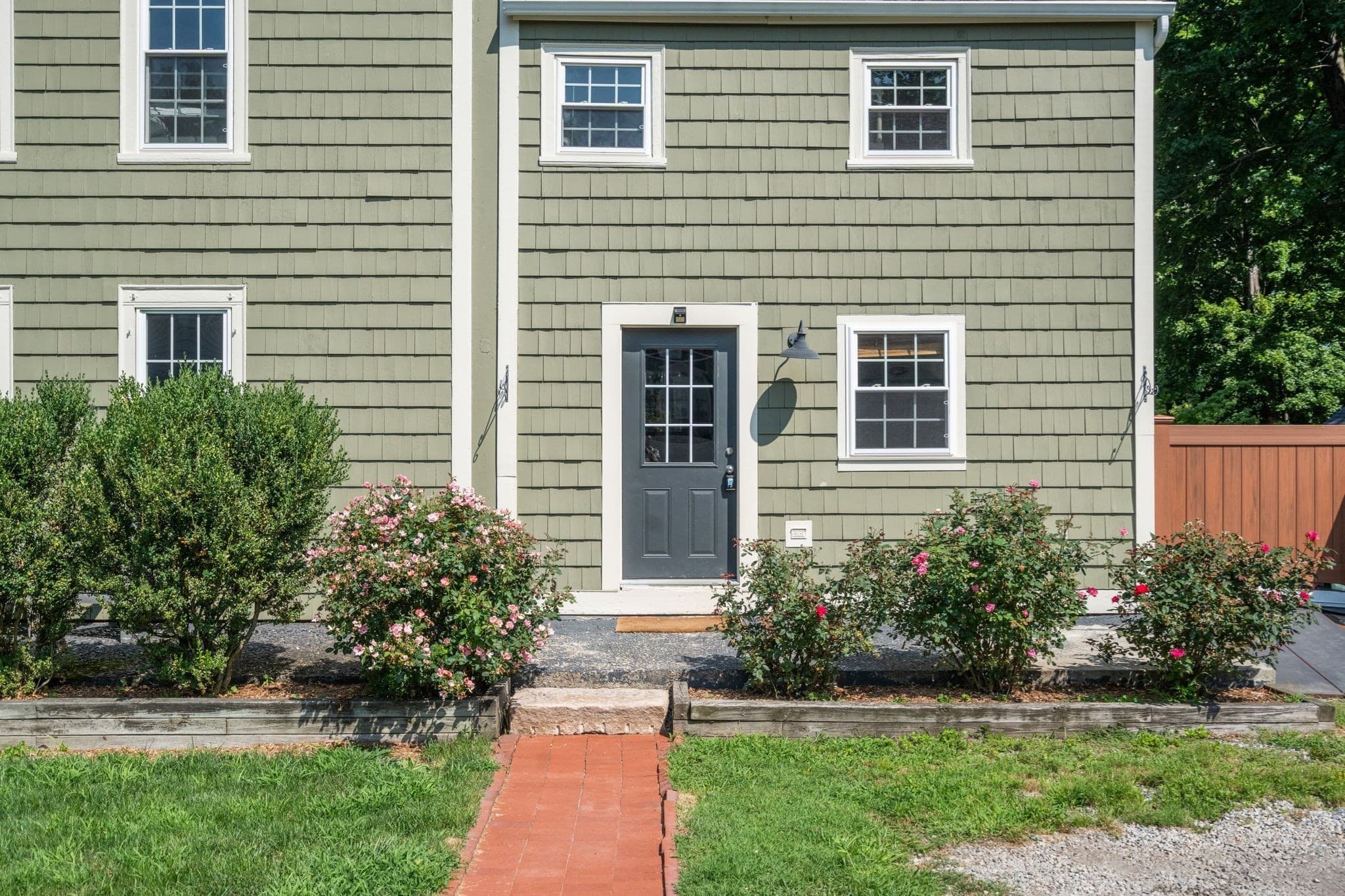 Single Family Residence at 20 Worcester St, Grafton MA 01519, Grafton, photo 5 of 39