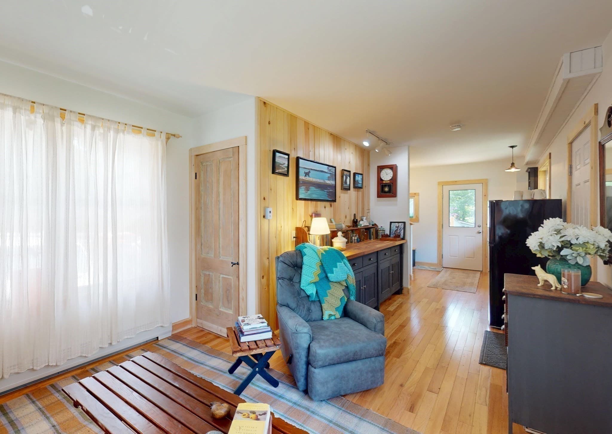 Condominium at 48 Laurel Park # 48, Northampton MA 01060, Northampton, photo 10 of 39