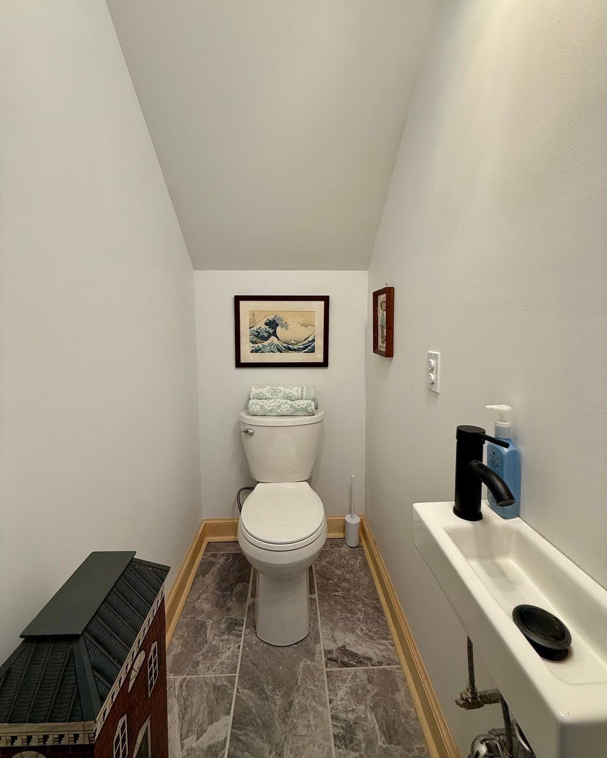 Condominium at 48 Laurel Park # 48, Northampton MA 01060, Northampton, photo 11 of 39