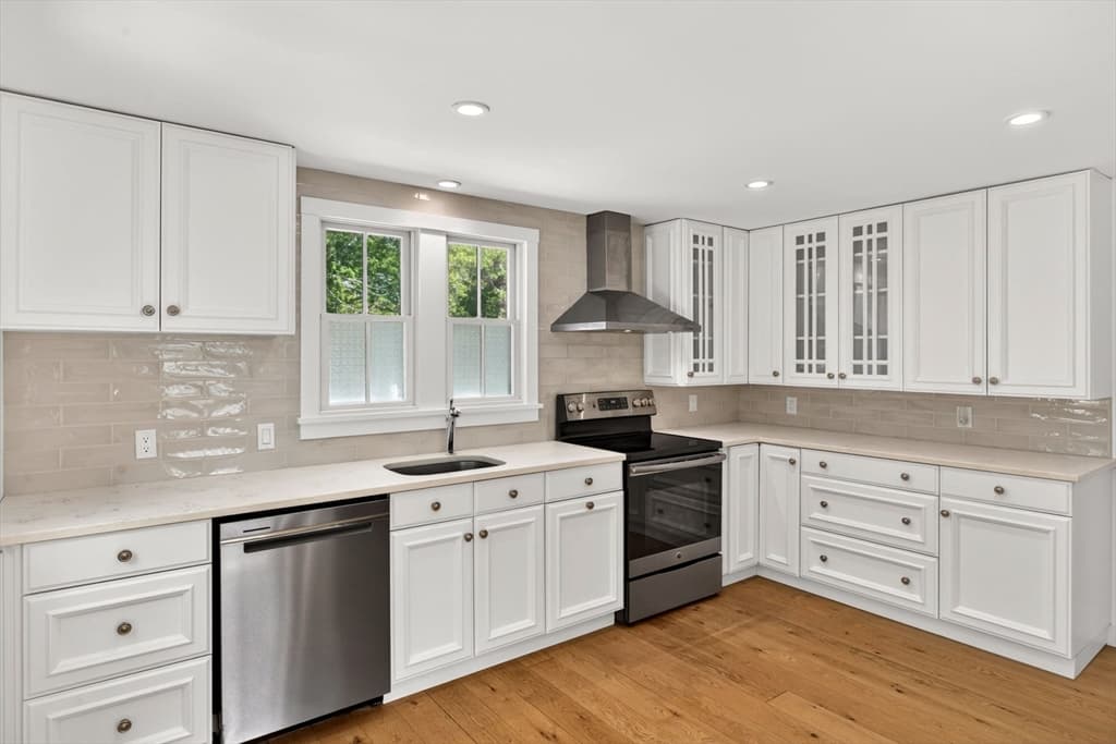 16 Maple Road, Barnstable MA 02632 photo 5