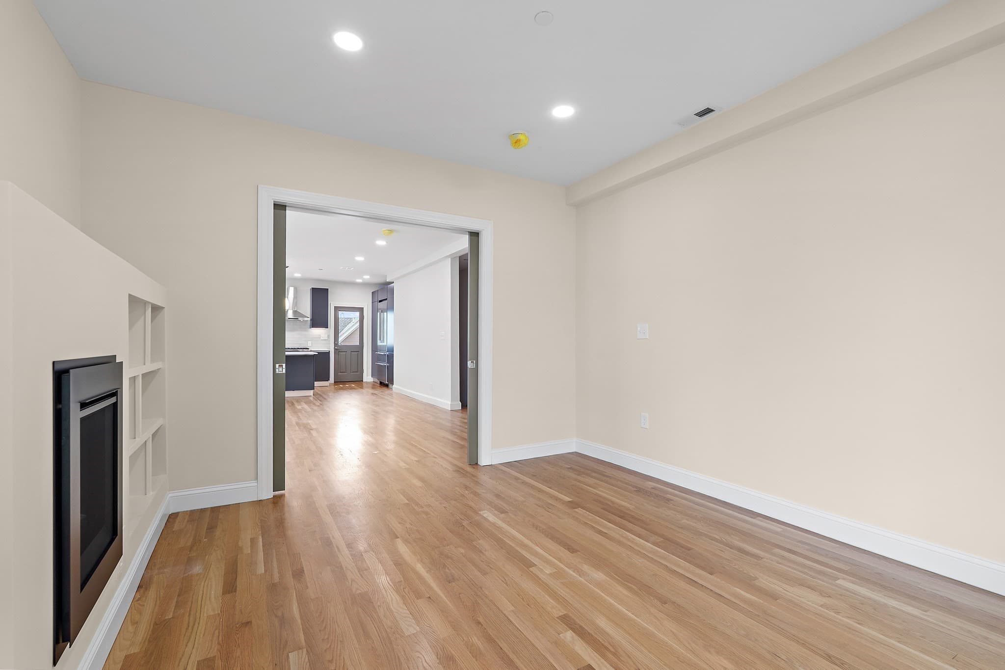 Condominium at 12 Foskett St # 2, Somerville MA 02144, photo 13 of 26