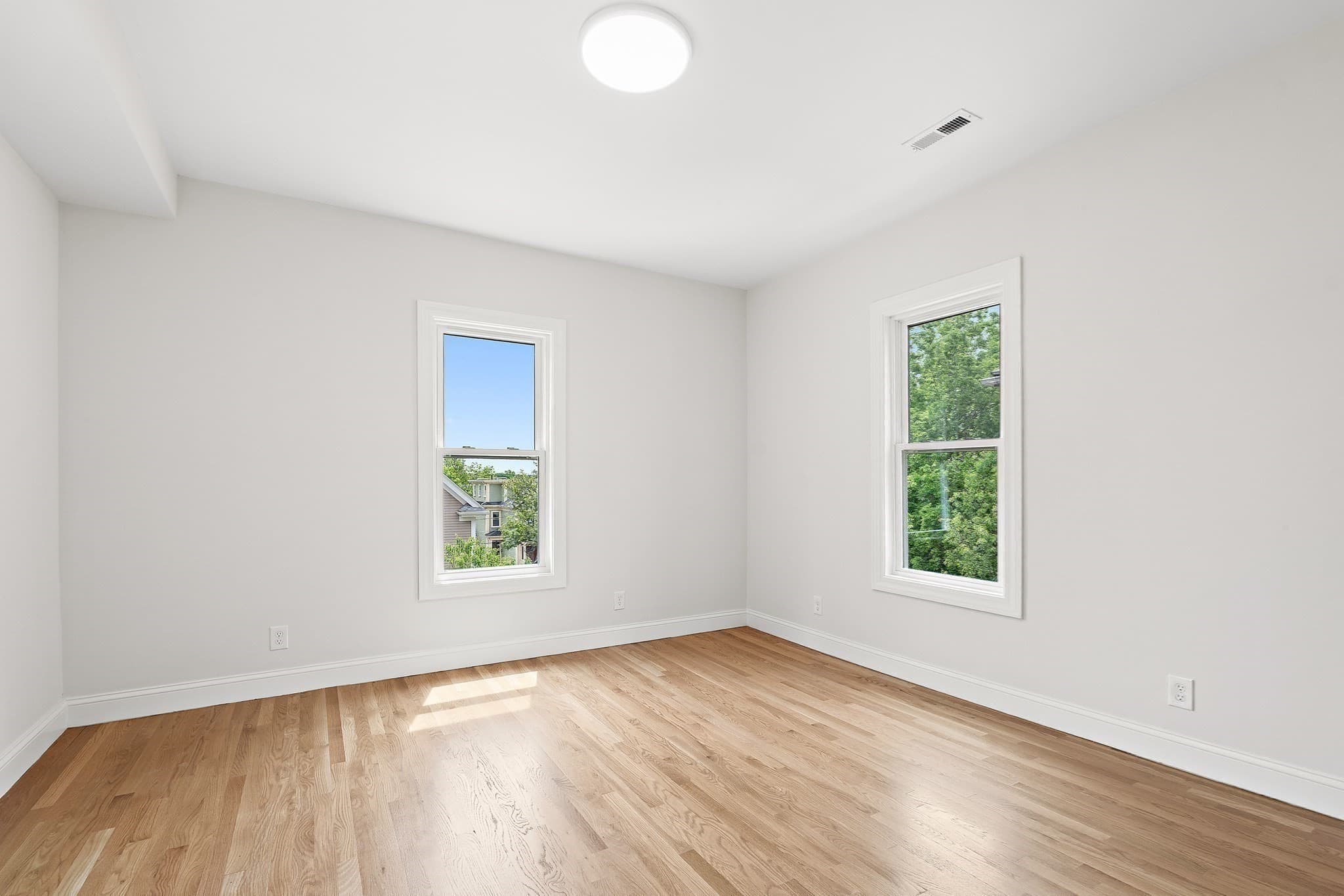 Condominium at 12 Foskett St # 2, Somerville MA 02144, photo 19 of 26