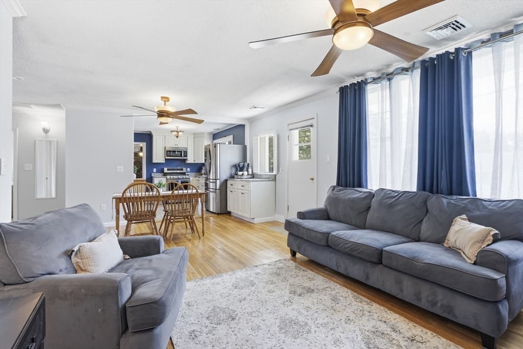 Single Family Residence at 8 Maple Rd, Westford MA 01886, photo 5 of 35
