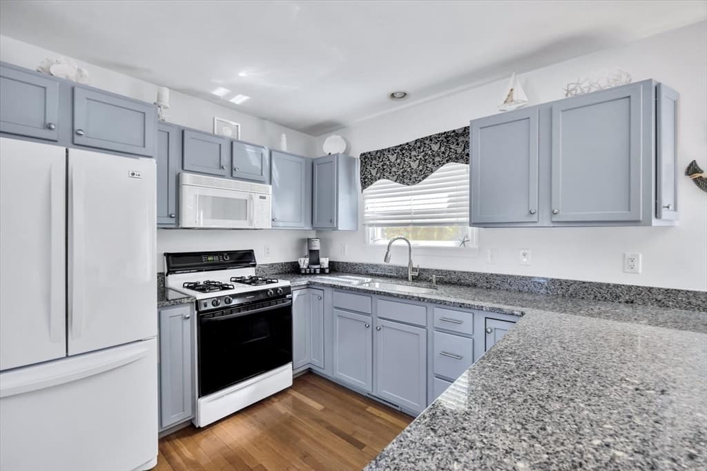 420 Old Bass River Rd, Dennis MA 02660 photo 10