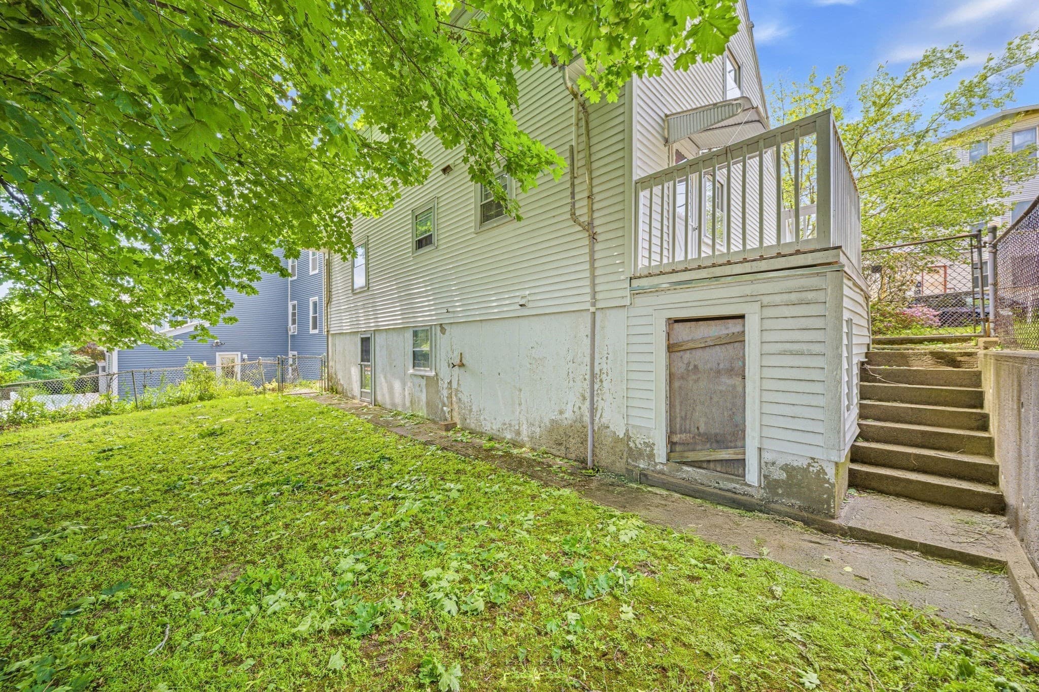 Single Family Residence at 185 Washington St, Malden MA 02148, photo 6 of 36