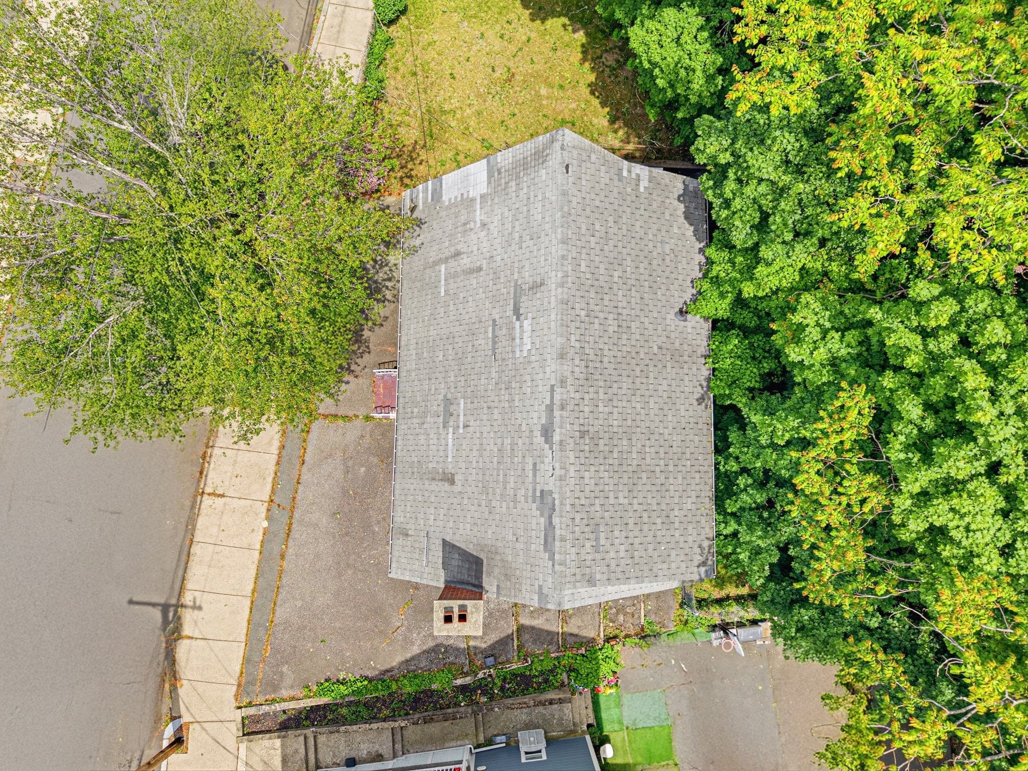 Single Family Residence at 185 Washington St, Malden MA 02148, photo 12 of 36