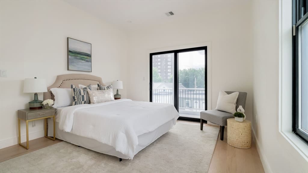 387 Norfolk St # 3, Cambridge MA 02139 photo 16