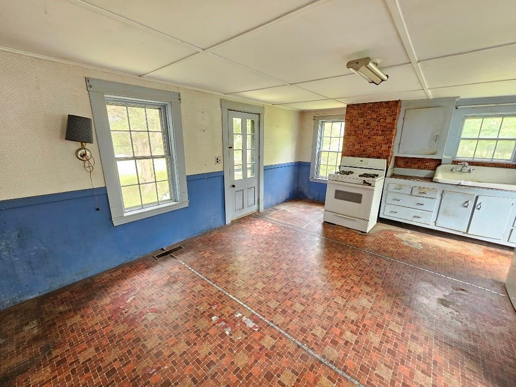 289 North Ave, Rochester MA 02770 photo 23