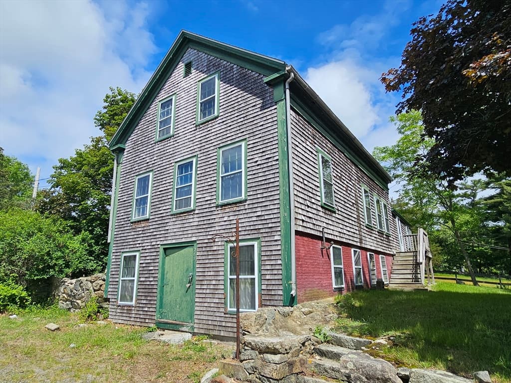 289 North Ave, Rochester MA 02770 photo 2