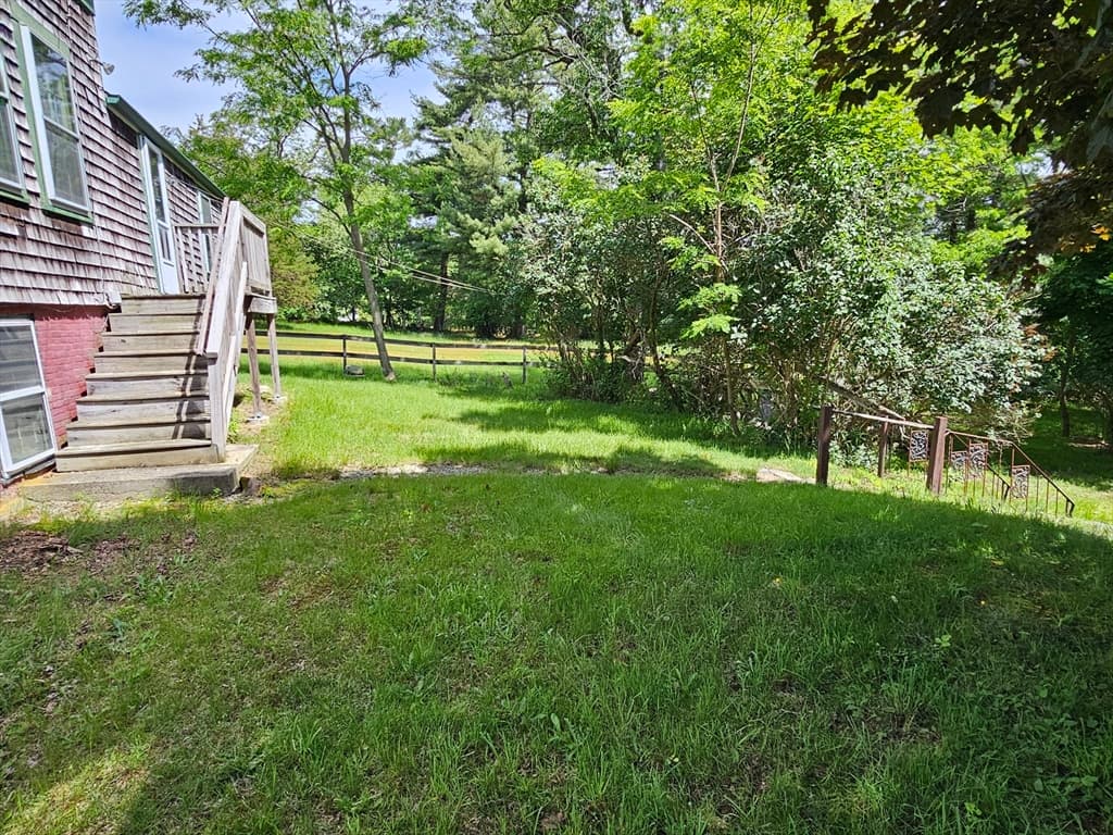 289 North Ave, Rochester MA 02770 photo 6