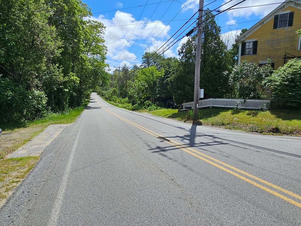 289 North Ave, Rochester MA 02770 photo 4