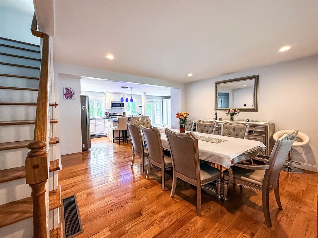 31 Jefferson Rd, Northborough MA 01532 photo 7