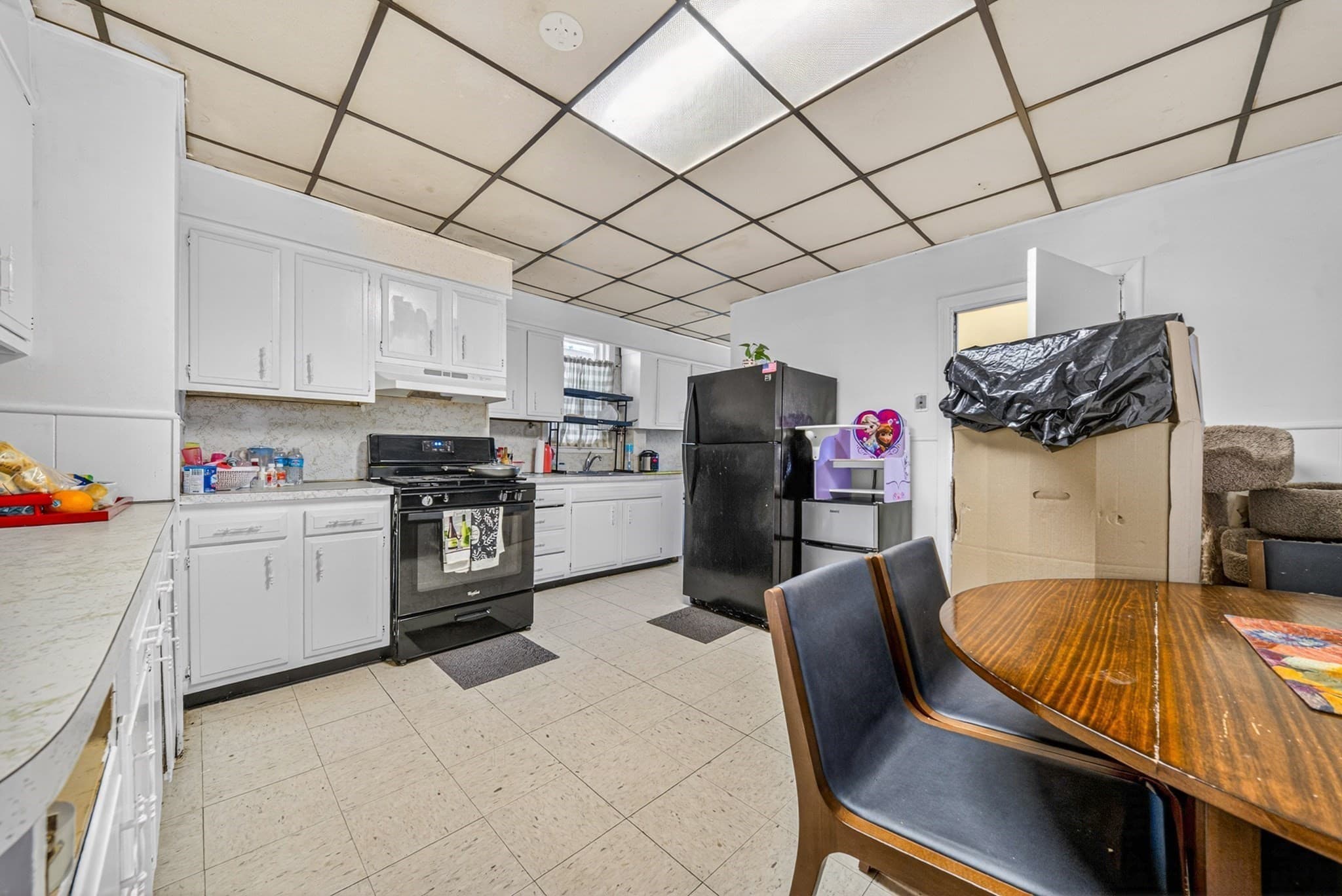 2 Family - 2 Units Up/Down at 39 Derby St, Somerville MA 02145, photo 23 of 38