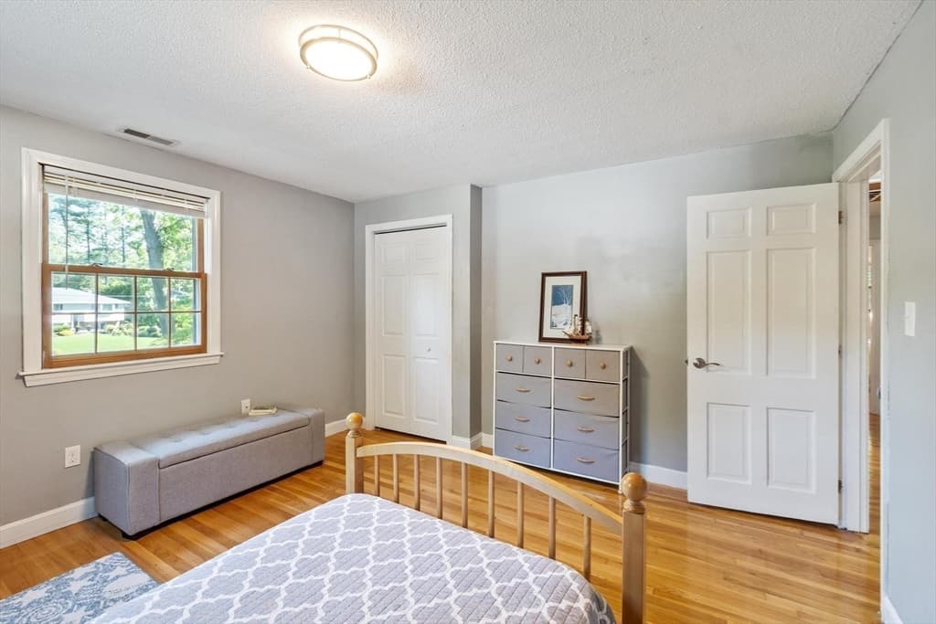 10 Lancaster Place, Andover MA 01810 photo 26