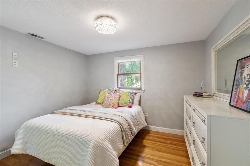 10 Lancaster Place, Andover MA 01810 photo 28