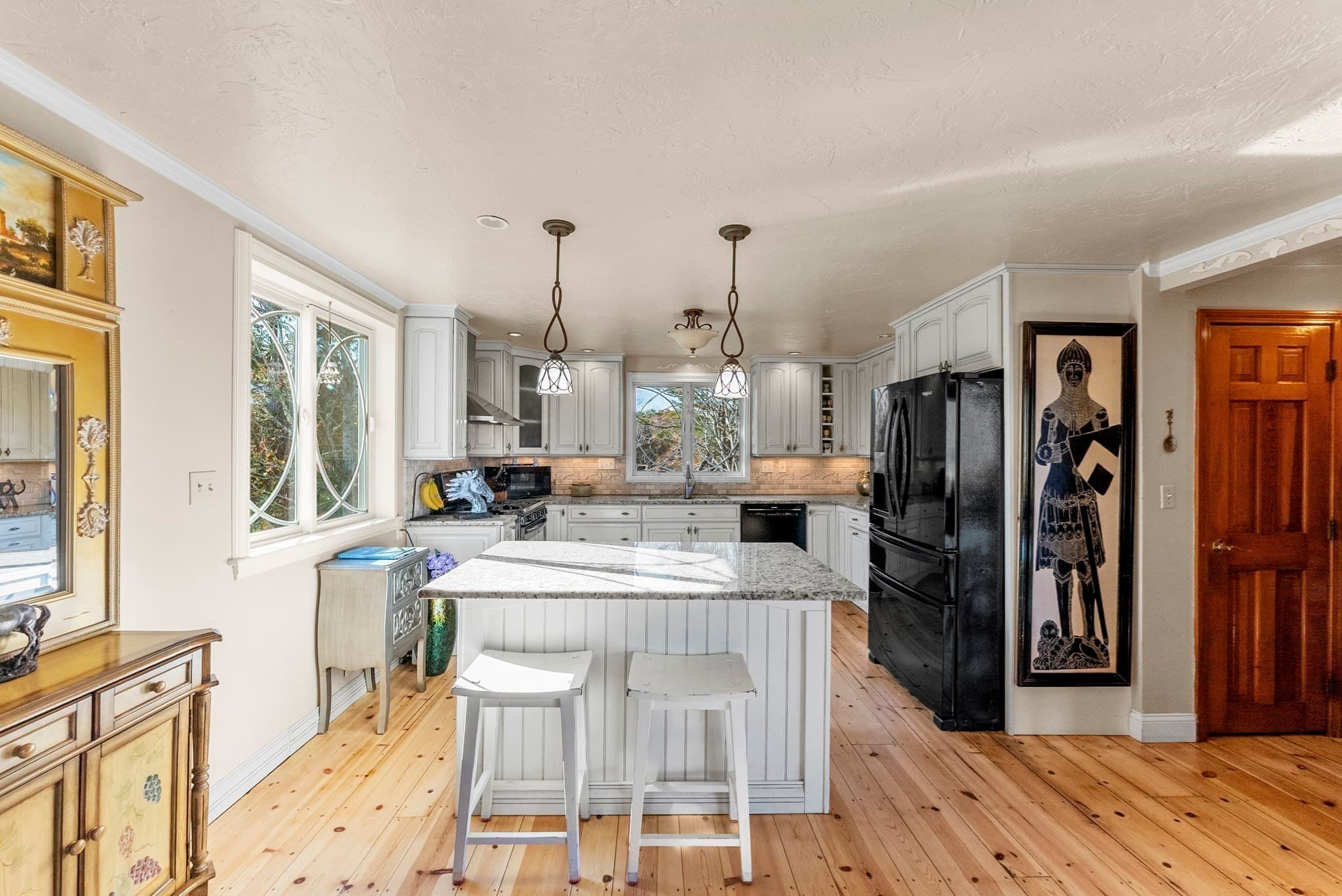 Single Family Residence at 92 Lookout Point Rd, Plymouth MA 02360, photo 17 of 42