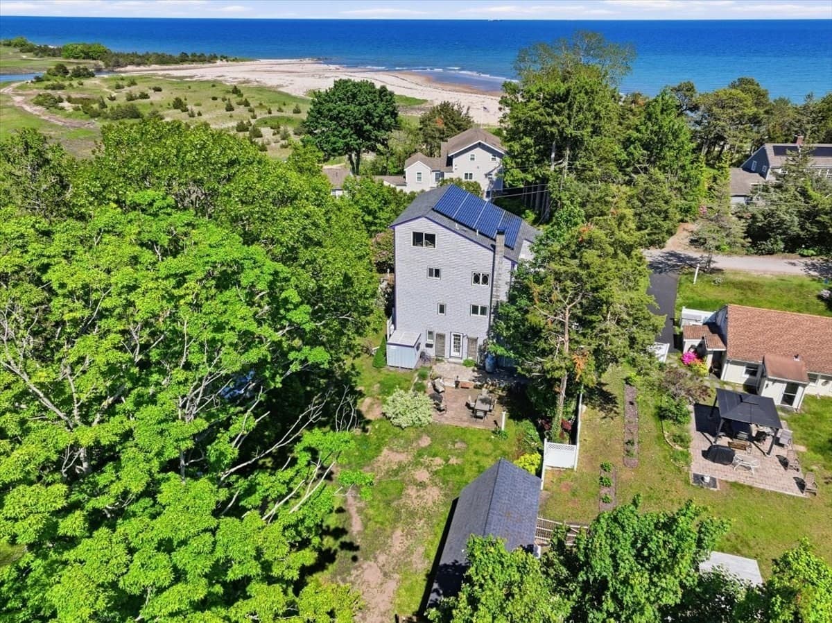 Single Family Residence at 92 Lookout Point Rd, Plymouth MA 02360, photo 7 of 42