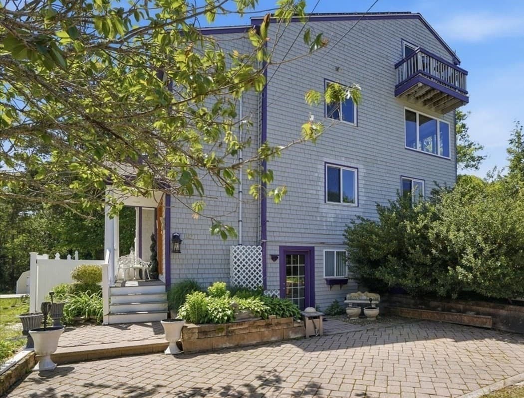 Single Family Residence at 92 Lookout Point Rd, Plymouth MA 02360, photo 5 of 42